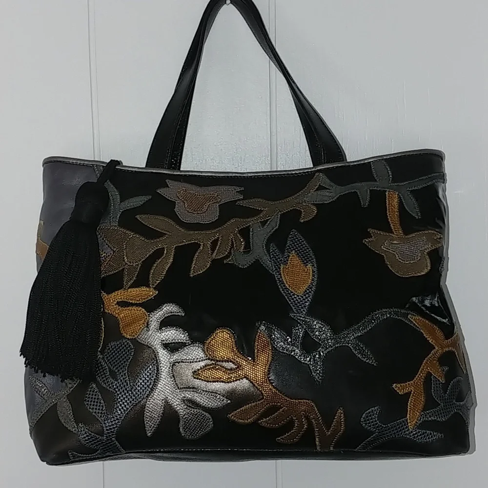 Sharif Black Hand Bag - Picture 1 of 16